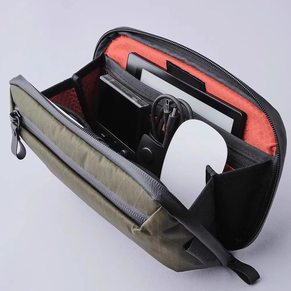 Borsa a Tracolla Organizer da  - Travel Organizer Men recensione e prezzo